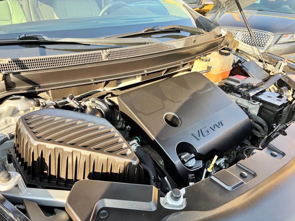 2020 Buick enclave essence 3 filas asientos de capitan de lujo super limpia