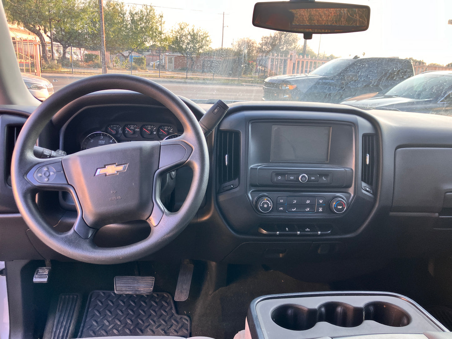 Chevy Silverado 2016 LT Pick Up Truck