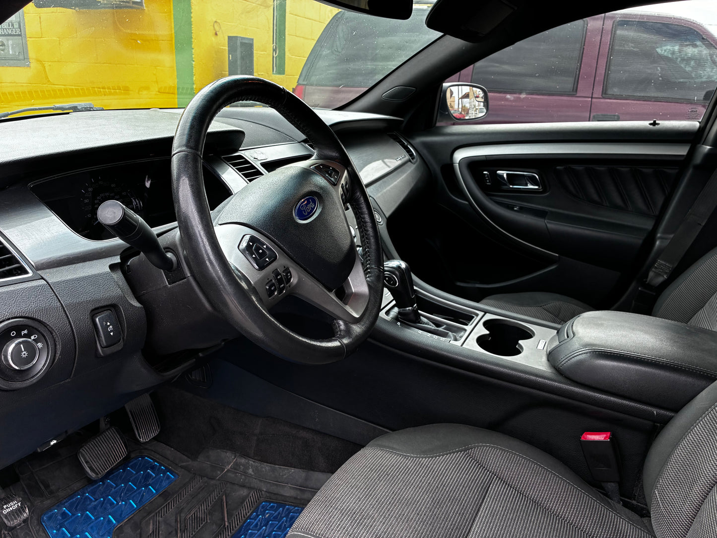 2018 Ford Taurus SEL