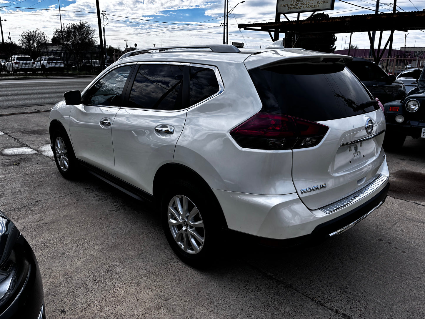 2018 Nissan Rogue SV