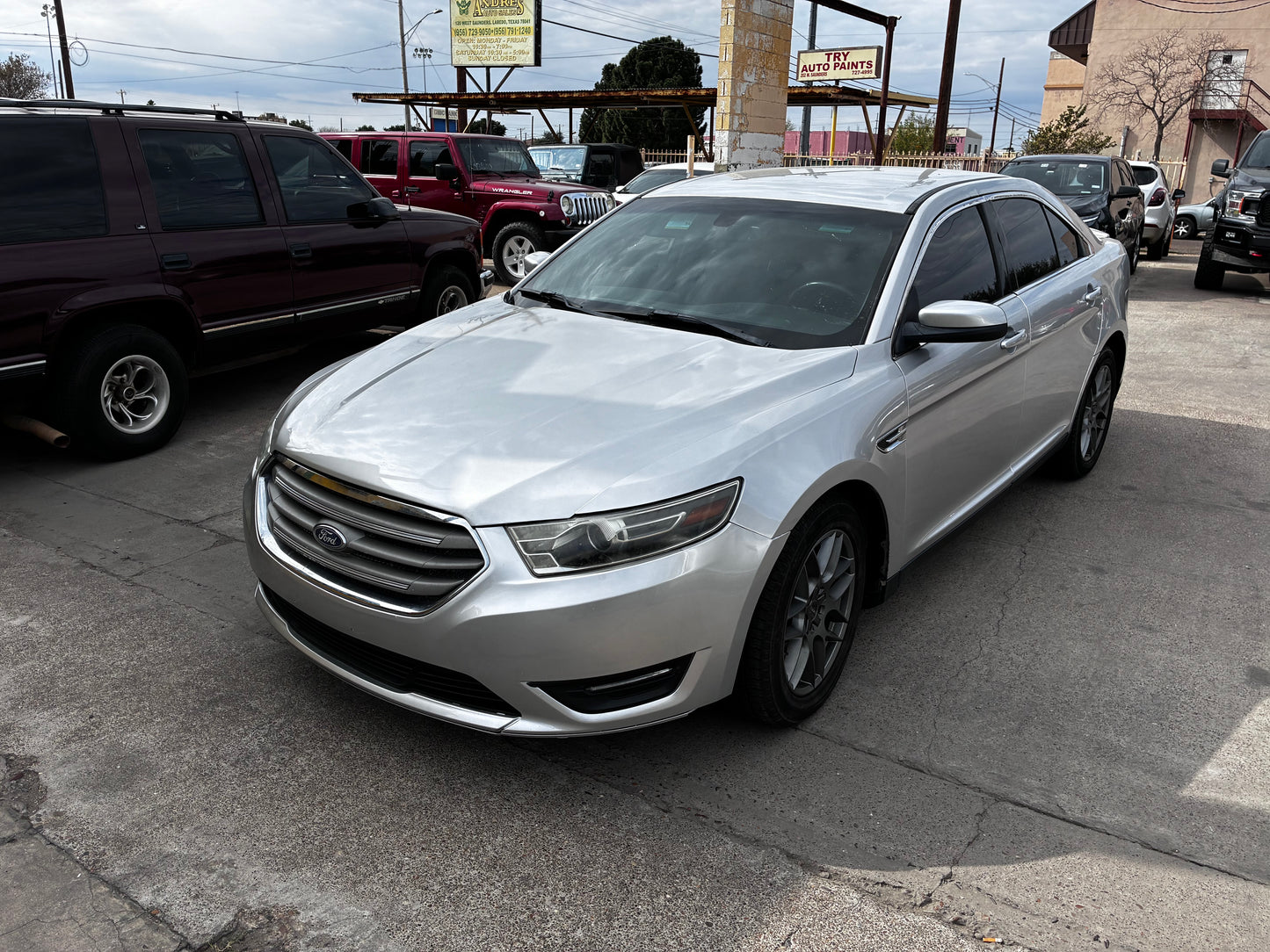 2018 Ford Taurus SEL